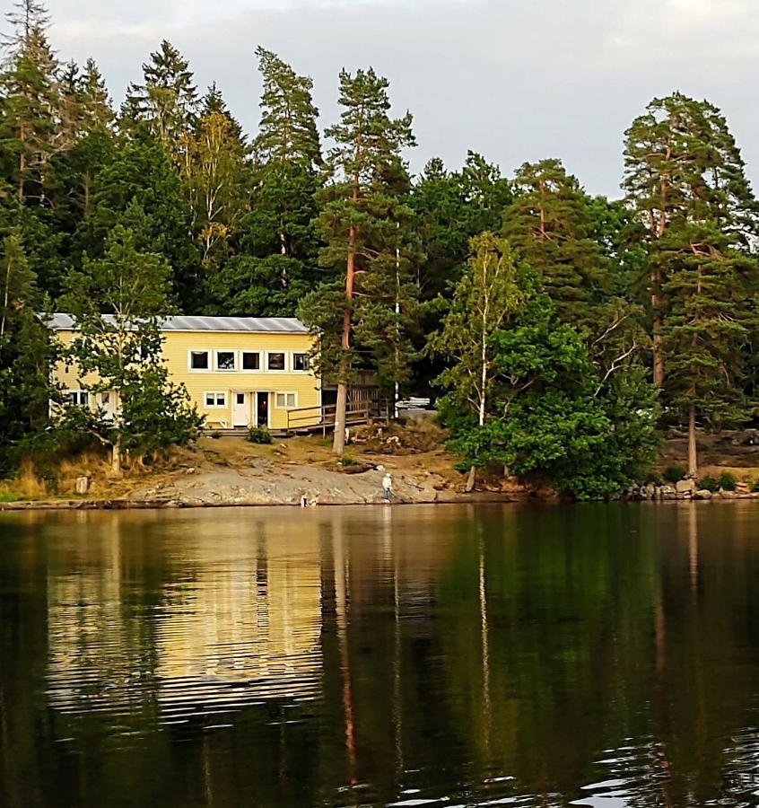 Varhaga Vandrarhem Sjuntorp Zewnętrze zdjęcie